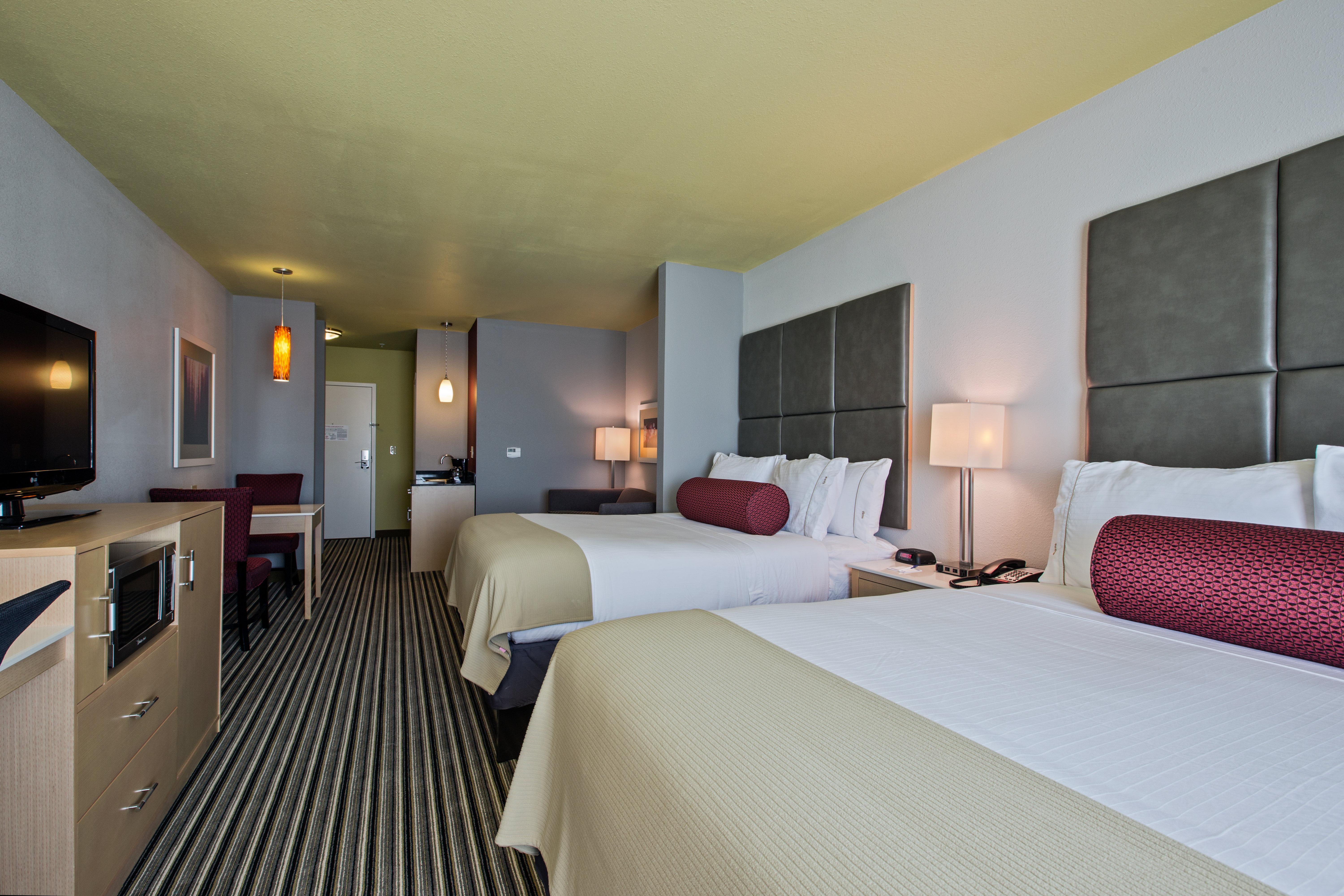 Holiday Inn Express & Suites Carlisle By Ihg Exterior photo